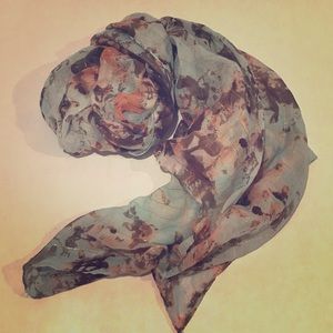 Simply Vera Wang Multi Color Scarf